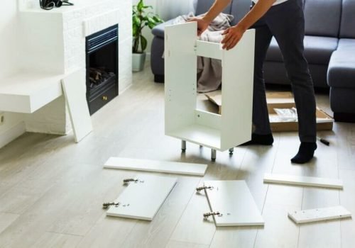 Disassemble-Furniture-For-Move-featured-image-e1677149927611